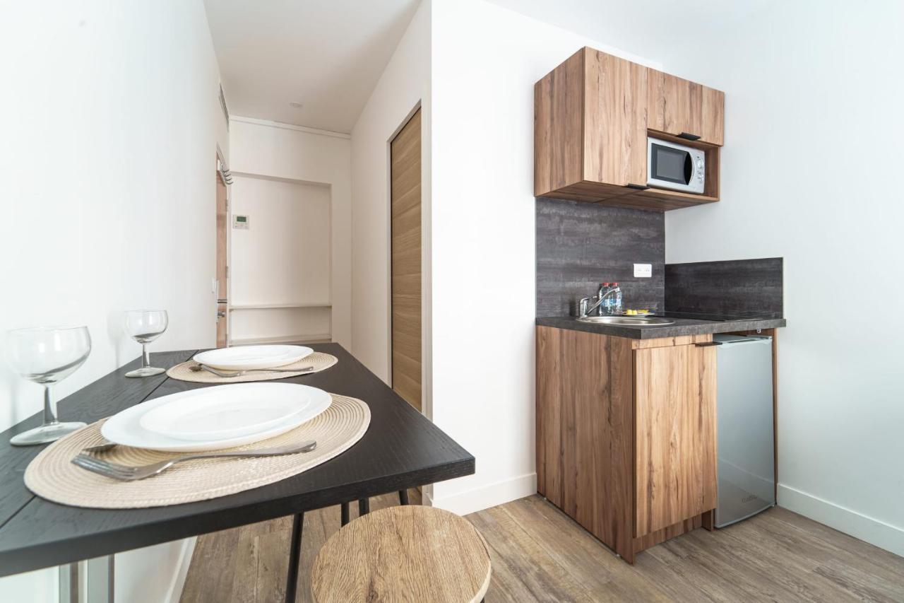 Appartement New Studio In 8 Parijs
