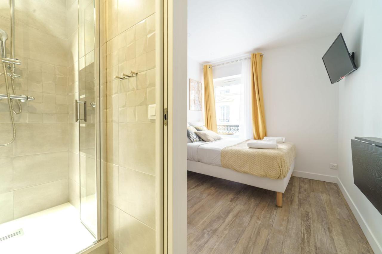 New Studio In 8 Appartement